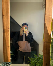 Load image into Gallery viewer, Beanie - Navy and Blue

