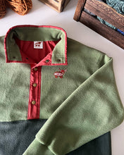 Load image into Gallery viewer, Fleece - Green and Dark Green
